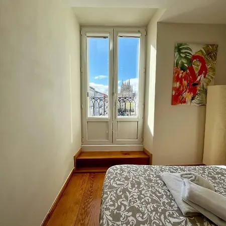 Atuaire Preciosa Vivienda Vistas A La Catedral Parking Incluido * Бургос